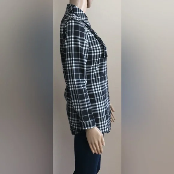 Gaia - Picture 2 of 3